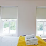 Cute 1Bed Duplex Kensington No5